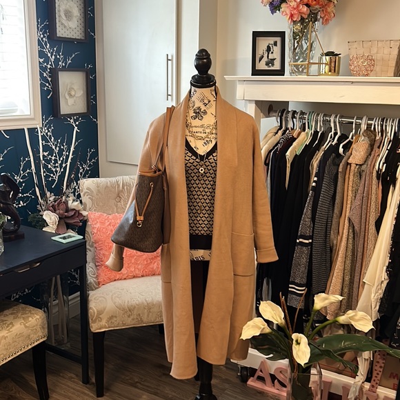 STUNNING ZARA SWEATER dark brown/tan,white with a detailed pattern size M BNWT - Picture 13 of 16